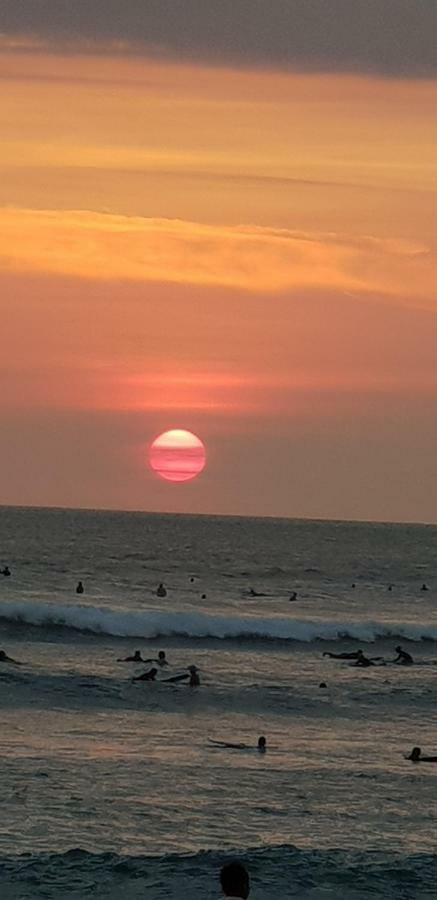 Sun Homestay Canggu Exteriör bild